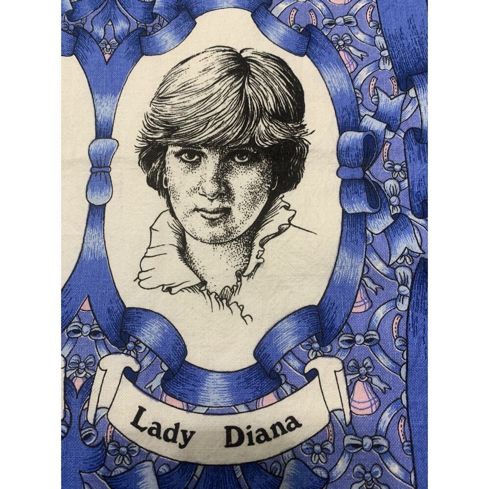 Vtg Royal Wedding Tea Towel Charles And Diana 1981 Blue Signed by Clive Mayor - Picture 3 of 6